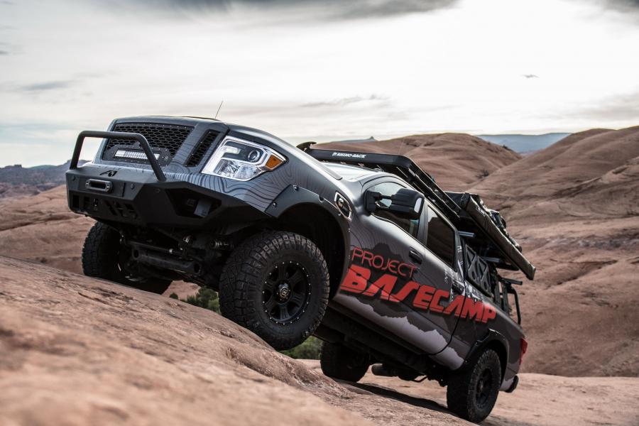  Nissan Titan XD PRO-4X Project Basecamp 2017 года  (фото 24 из 28)
